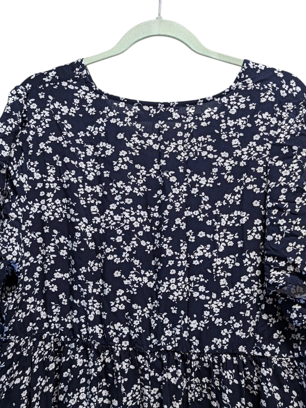 Bloom Dress - Flutter Sleeve Ditsy Floral Pocket Split Maxi Dress, Size 18 20 - Picture 5 of 5